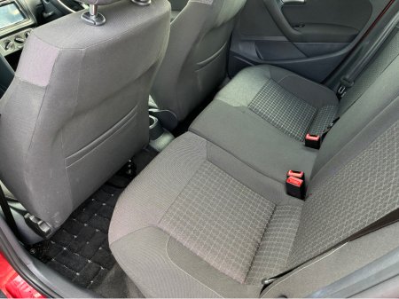 2014 Volkswagen Polo - thumbnail 13