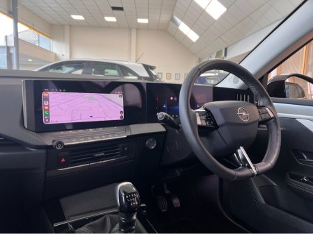 2023 Opel Astra - thumbnail 3