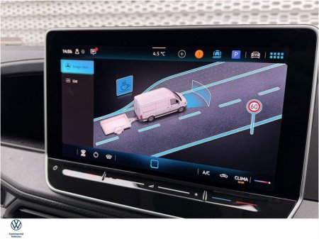 2026 Volkswagen Crafter HIGHLINE 30 MWB HR 140HP M6F €38,995 thumbnail