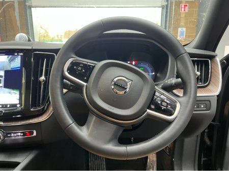 2023 Volvo XC60 €46950! 2023 VOLVO XC60 RECHARGE ULTIMATE T6 AWD PLUG 2.0 AUTOMATIC / CRUISE CONTROL /  ELECTRIC MEMORY & HEATED SEATS / 360° PARKING CAMERA / PANORAMIC SUNROOF / APPLE CARPLAY €46,950 thumbnail