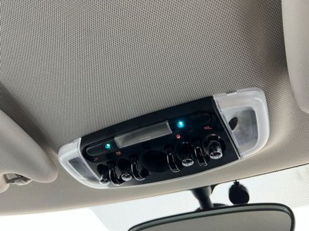 2017 MINI Cooper D - thumbnail 36