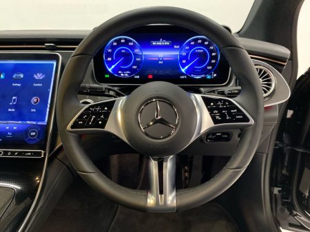 2025 Mercedes-Benz EQE - thumbnail 13