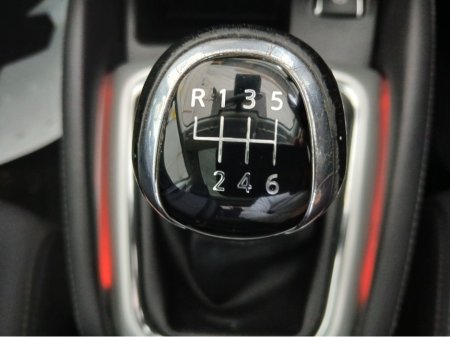 2017 Nissan Qashqai - thumbnail 8