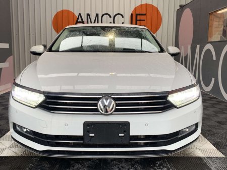 2019 Volkswagen Passat 2019 Passat 2.0 TDI Automatic Elegance Line / Heated Seats / Reverse Camera / Passat Automatic €24,950