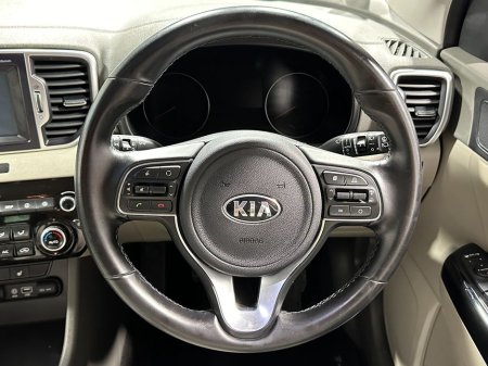 2018 Kia Sportage Platinum 1.7 Crdi €17,400 thumbnail