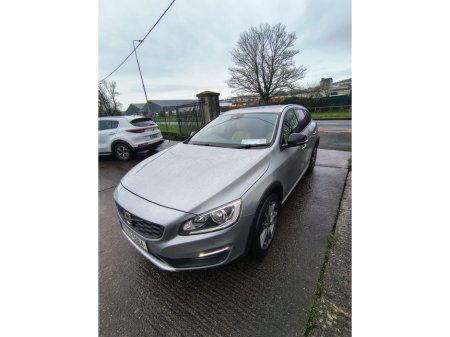 2017 Volvo V60 D3 SE LUXURY G'TRONIC 5DR AUTO CROSS COUNTRY €17,950 thumbnail