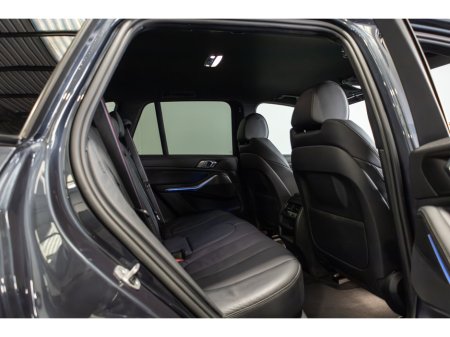 2022 BMW X5 xDrive45e M Sport €56,950 thumbnail