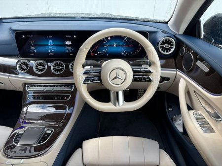 2021 Mercedes-Benz E Class - thumbnail 4