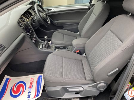 2019 Volkswagen Golf  €10,528 thumbnail