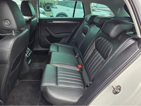 2020 Skoda Superb - thumbnail 16