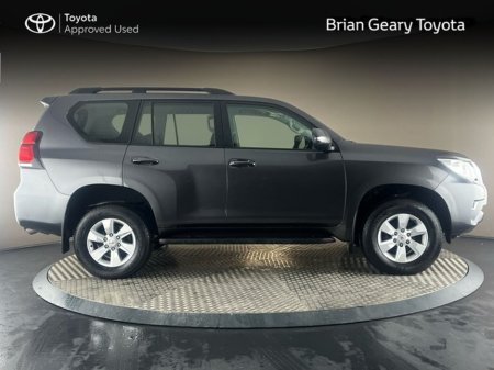 2022 Toyota Landcruiser LWB BUSINESS 5 SEAT €65,000