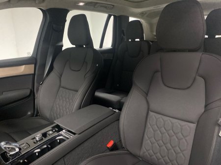 2026 Volvo XC90 - thumbnail 18
