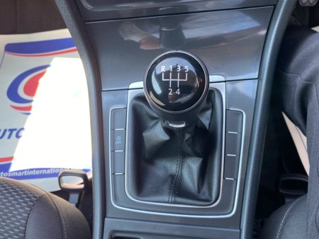 2019 Volkswagen Golf  €11,341 thumbnail