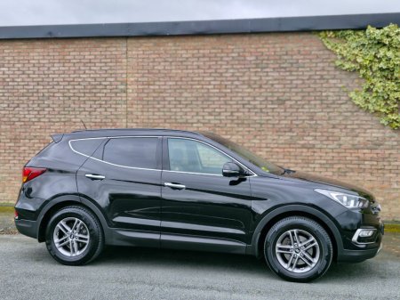 2017 Hyundai Santa Fe - thumbnail 17