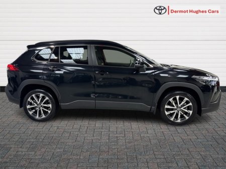 2023 Toyota Corolla Cross CROSS SPORT 1. 1.8 4DR AUTO €34,750 thumbnail