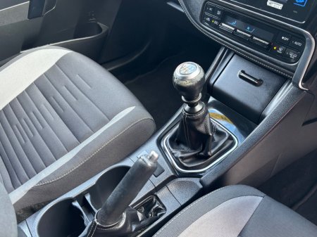 2016 Toyota Auris - thumbnail 9