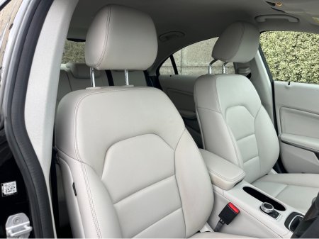2017 Mercedes-Benz CLA Class 180 1.6 PETROL MANUAL //FULL LEATHER//LOW MILES// €16,950 thumbnail