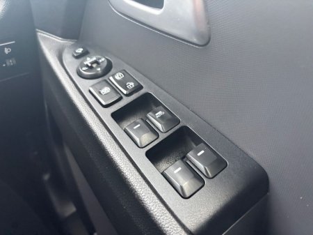 2015 Kia Sportage 1.7 EXL 4DR, Rear Parking Sensors, Reversing Camera, Multi-Function Steering Wheel, Air Conditioning, Alloy Wheels, €12,900 thumbnail