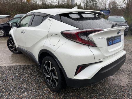 2018 Toyota C-HR 1.8 HYBRID G LED EDITION AUTO €18,450 thumbnail