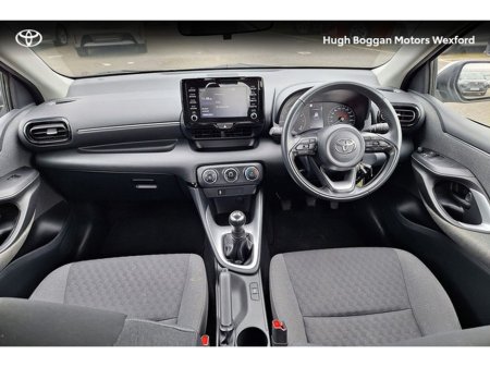 2021 Toyota Yaris - thumbnail 8