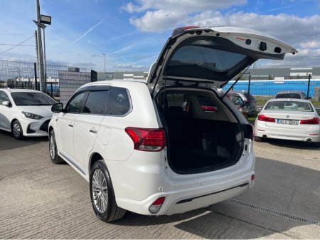 2020 Mitsubishi Outlander (Very Low Km's) HYBRID 2.4 PHEV AUTOMATIC 5DR MODEL  www.bolandscarcentre.ie €24,900 thumbnail