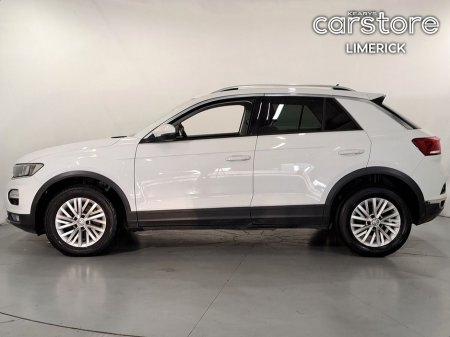 2018 Volkswagen T-Roc 1.0 TSI 115bhp Design €19,890 thumbnail