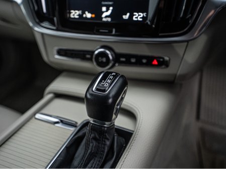 2017 Volvo S90 2017 S90 2.0d Automatic/FSH/1 Owner/1yr warranty €22,888 thumbnail