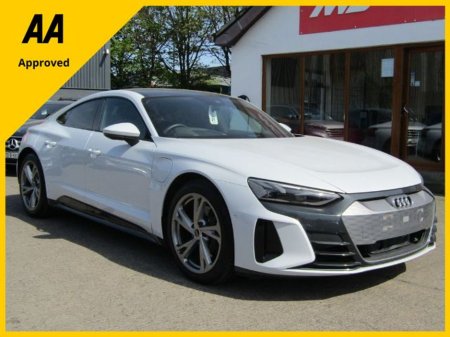 2023 Audi e-tron GT quattro QUATTRO BASE