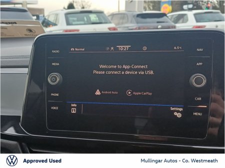 2023 Volkswagen T-Roc 2.0 TDI 116HP R-Line Black Ed €32,950 thumbnail