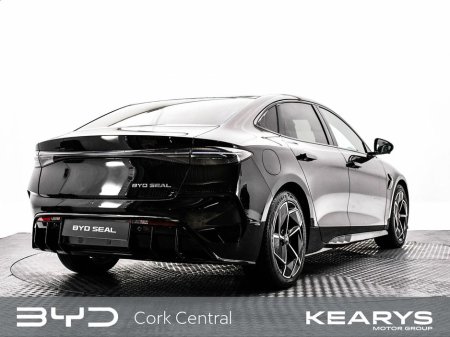 2024 BYD Seal 82.5kWh Design RWD €39,888 thumbnail