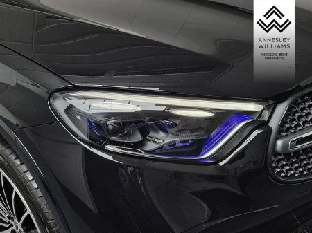 2025 Mercedes-Benz GLC Class - thumbnail 4