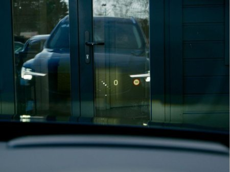 2025 Volvo XC90 - thumbnail 25