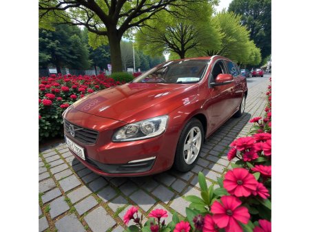 2016 Volvo V60 D4 (190hp) SE +Leather €10,888 thumbnail