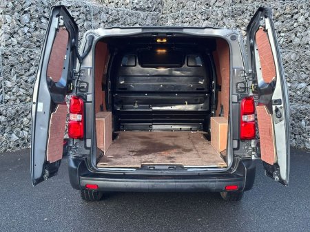 2022 Citroen Dispatch 1000 ENT PRO B-H XL ENTERPRISE BLUEHDI S/S €15,086 thumbnail