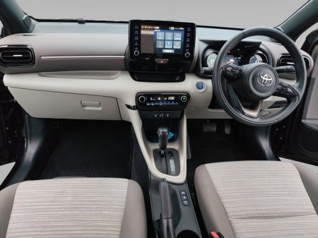 2020 Toyota Yaris 1.5 Petrol Auto Hybrid Heated Seats €16,950 thumbnail