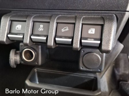 2025 Suzuki Jimny - thumbnail 17