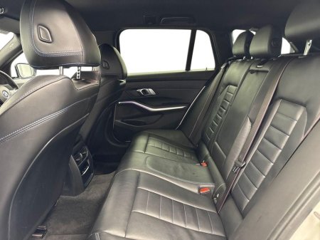 2022 BMW 3 Series - thumbnail 10