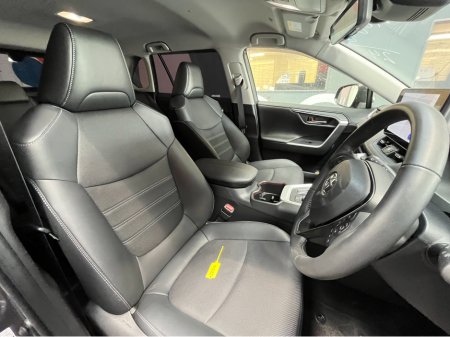 2024 Toyota Rav4 - thumbnail 12