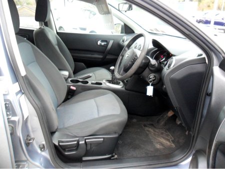 2013 Nissan Qashqai - thumbnail 8