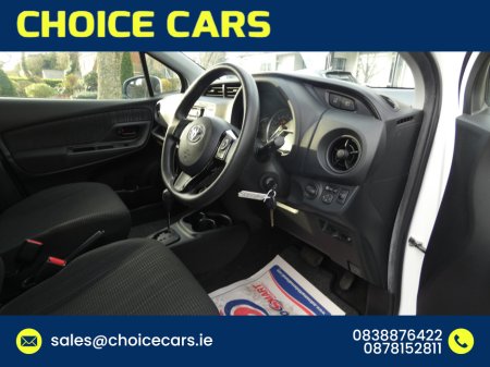 2018 Toyota Yaris - thumbnail 6