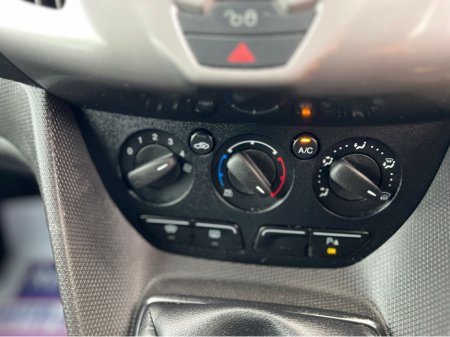 2018 Ford Transit Connect //STUNNING VAN//NEW DOE//SERVICED//ALLOYS//IMMACULATE// €10,950 thumbnail