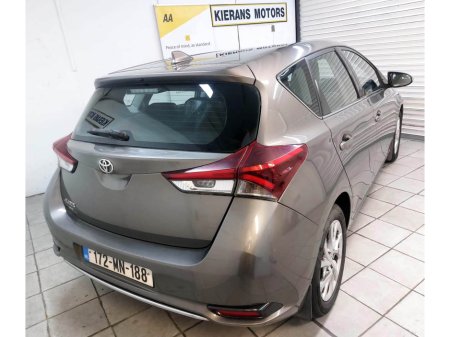 2017 Toyota Auris 1.4 D-4D LUNA  ; Only 112,000 kms : Rev Camera : NCT 07/27 ..TAX to 06/26 €15,500 thumbnail