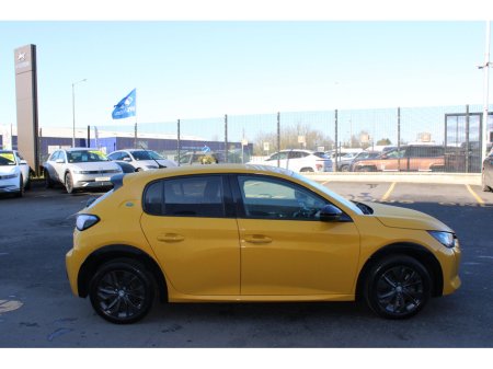 2022 Peugeot 208 - thumbnail 6