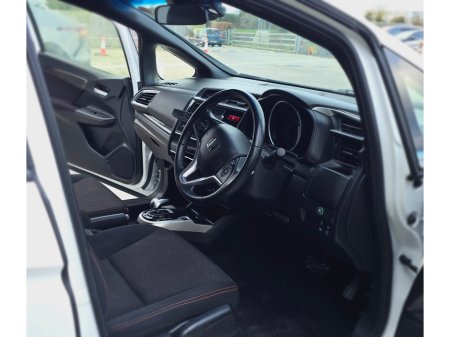 2015 Honda Fit - thumbnail 9