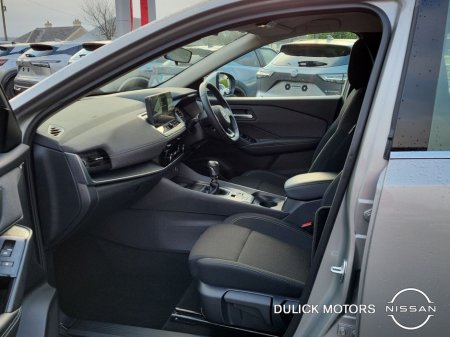 2025 Nissan Qashqai 1.3 PET MILD HYBRID SV thumbnail