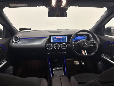 2024 Mercedes-Benz EQA - thumbnail 3