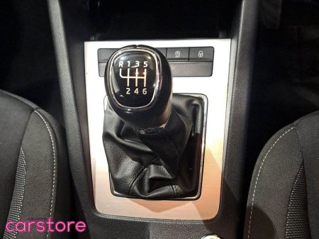 2021 Skoda Octavia - thumbnail 17