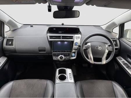 2019 Toyota Prius - thumbnail 12