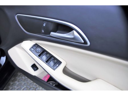 2015 Mercedes-Benz CLA Class - thumbnail 26