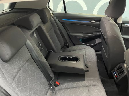 2024 Volkswagen Golf - thumbnail 12